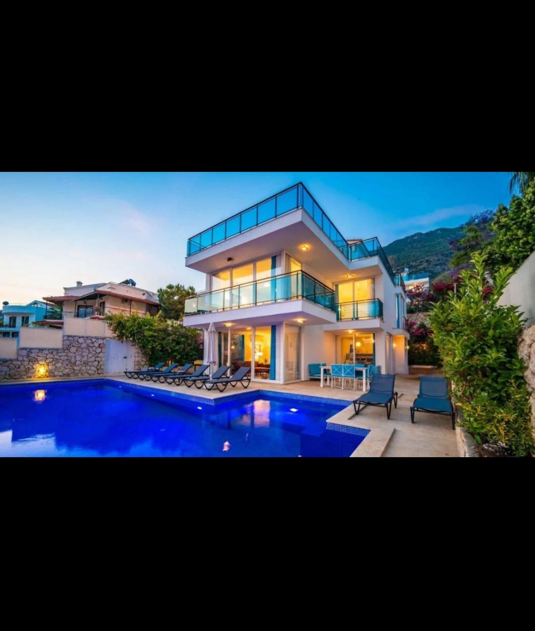 Blue Villa